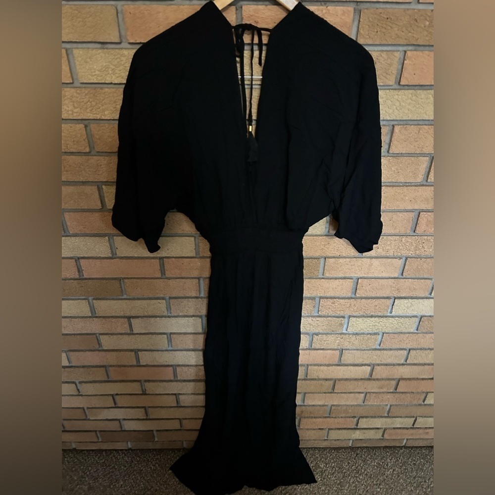 NWT L*Space Sungazer Dress Black Beach Cover Up Deep V Neck Size Small - Picture 5 of 7